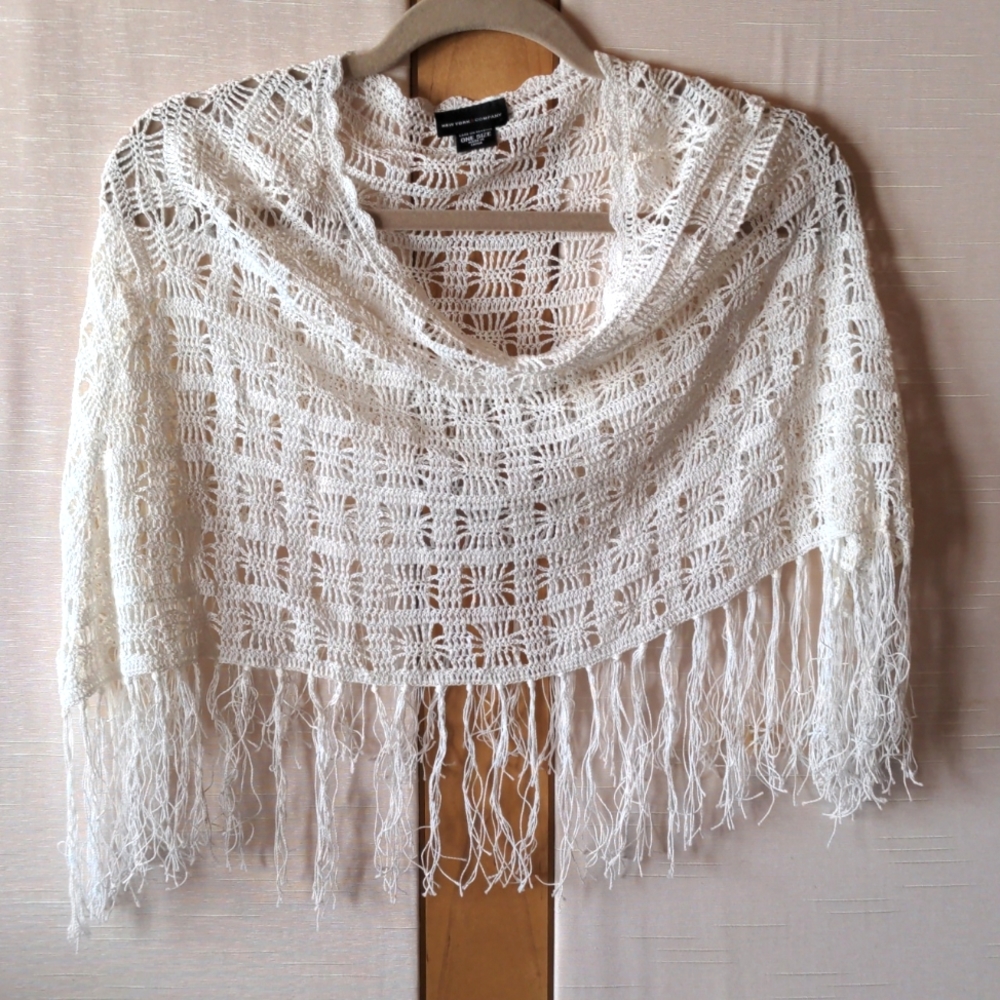 New York & Company Shawl